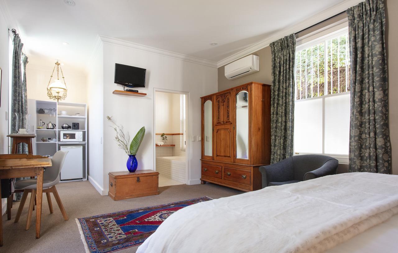 22 Die Laan Guest House Stellenbosch Extérieur photo