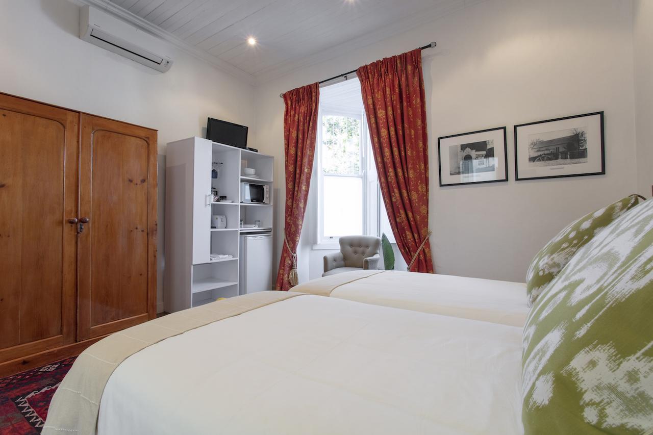 22 Die Laan Guest House Stellenbosch Extérieur photo