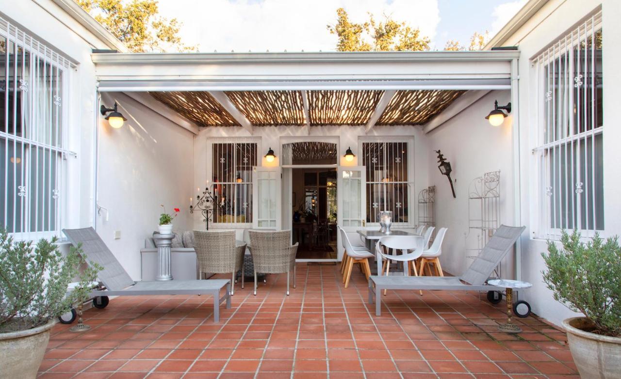 22 Die Laan Guest House Stellenbosch Extérieur photo